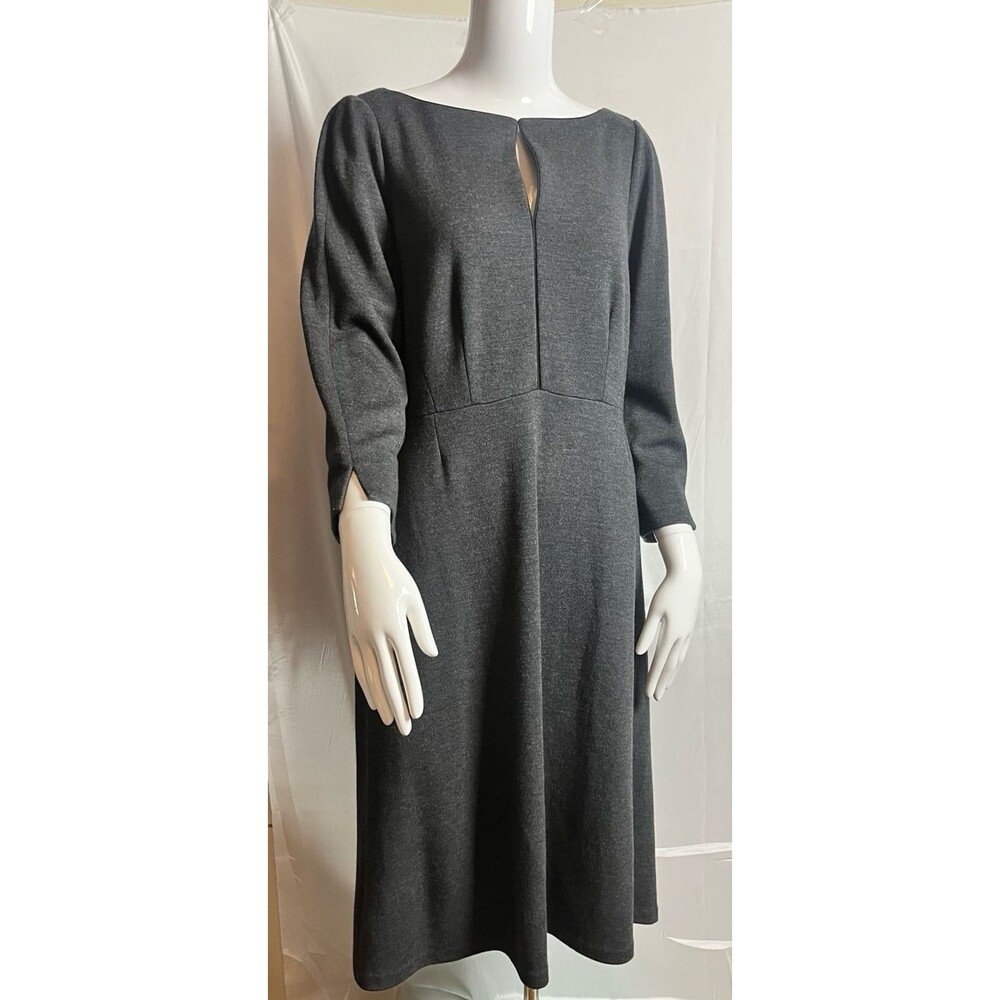 Lafayette 148 Modest Classic 100% Virgin Wool Sheath Dress Size 10